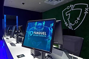 FanDuel Starts New ‘Play Well’ Partnership with Randy Livingston Amid Responsible Gambling Education Month